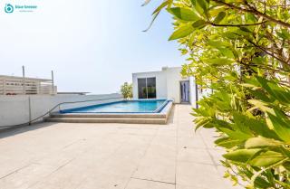 Blue Breeze Modern 2BR Apartment Near Downtown - 1