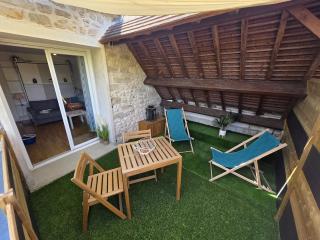 Coin de paradis et sa terrasse au coeur de Milly - 4