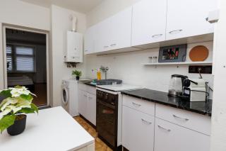 Vienna-Style Cozy Apartments - 4