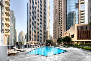 Opera Grand Sky Luxurious 3-Bedroom Apartment in Downtown Dubai with Panoramic Burj Khalifa View - 8