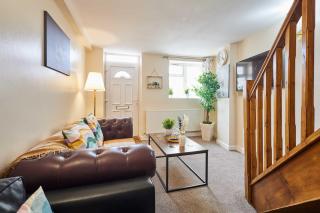 Host & Stay - Queens Road - 3
