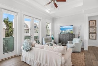 No Worries, Beach Happy - 4