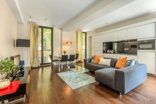 Modern London Apartment Walk to Cutty Sark, 02 Arena & Greenwich Park Great Transport Links - 4