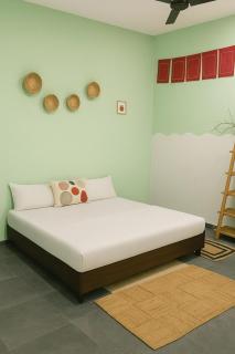 Vin's Villa & caffe - 2