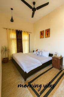 Vin's Villa & caffe - 4