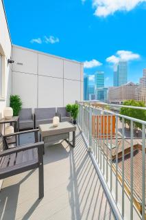 Balcony View - 5 Min to Canary Wharf - Prime Long Stays - 2