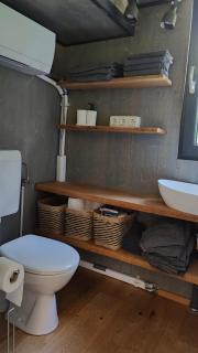 TinyHousebeiDresden Zwischen den Teichen und auf der Pferdekoppel Kaminofen Terrasse Klimaanlage - 2