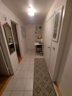 Excellent location in Keflavík at Faxabraut 49. - 5