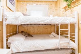 Sierra Nevada Ski Slope Lodge - Free parking - 1