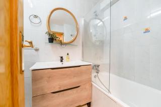 Sierra Nevada Ski Slope Lodge - Free parking - 7