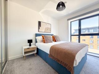 Derby City Centre Apt - Free Parking - Long Stays - 1