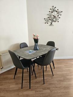 Leamington Spa Apartments - 4