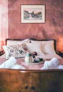 Victor's Traditional House - 2