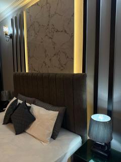 Private Black Loft 1Bed in F-11 - 6