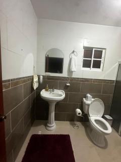 Espacioso Casa en Puerto Plata cerca de La Playa 4 camas 3 baños Agua caliente Aire condicionado Wi-Fi -  - 2