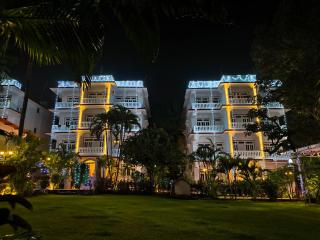 Maashpi Hotel & Resort, Candolim - 0