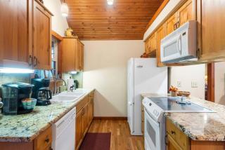 Creekside - 2 BDR Resort Cabin in Epic Location - 6