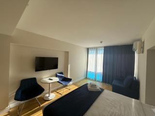 Delightful Sea View Aparthotel In Orbi City Batumi - Batumi - 6