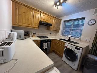 3 Bedroom, Parking, 2 Toilets, Wi-Fi, Modern - 1