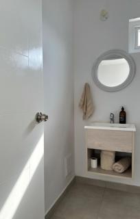 Beach House - Private Dock and Pool - 2