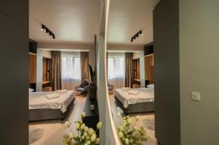 La Gloire by Blvd 8B2 - Premium Studio Retreat - 5