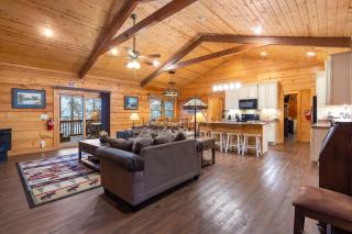 Teal's Treasure - Secluded Lakeside Cabin for 8 - 8