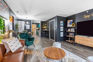 Marilyns Modern Hideaway A One of a Kind Find - 2