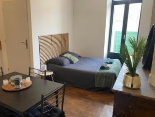 Appartement rénové, proche gare - 8