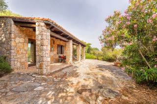 Village surrounded by greenery with swimming pool just a few minutes from Alghero - 3