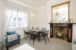 4 St Thomas's House - 8