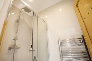 4 St Thomas's House - 3