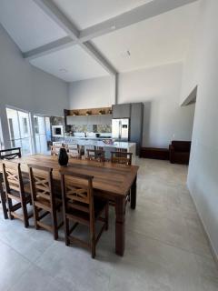 Refúgio à Beira da Lagoa - 1