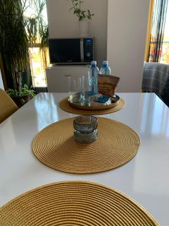 Gate 35 Airport Stay Pool Access Self Check-in 5 min from OTP AIRPORT - 9