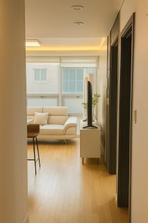 3BR 60m2 APT 6people, 2min to Chungjeongno subway - 3