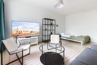 Family apartment with balcony and separate kitchen - 8