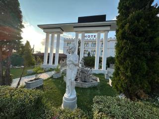 TEA Prizren Hotel - 0