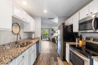 Honey Hole - 3 BDR Hilltop Haven Close to Branson Attractions - 5