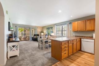 Branson Cozy Bungalow in Premier Location - 7