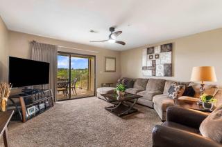 Golf Course View at the Foothills Resort - 5