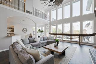 5BR Lakefront Luxury - Pool Dock & Views - Rowlett - 9