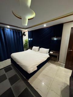 Hotel SecondHome - 1