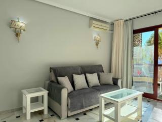 1º línea de playa con piscina, ocio & parking - 4