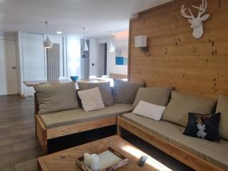 Grand appartement rénové · Proche pistes · Sud · Balcon · 11 pers · Animaux admis - FR-1-181-1910 - 1