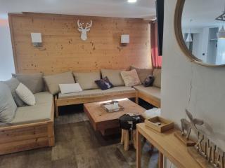 Grand appartement rénové · Proche pistes · Sud · Balcon · 11 pers · Animaux admis - FR-1-181-1910 - 1