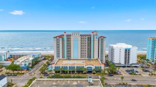 Ocean Front w Lazy River at Top Resort - 8