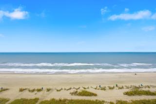 Ocean Front w Lazy River at Top Resort - 1