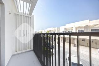 Bloomfields 2BR Villa in Eagle Hills - Fujairah - 2