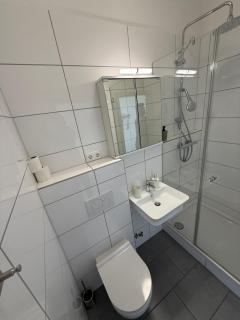 Nujen- Hotel und Apartment Stuttgart Zuffenhausen - 4