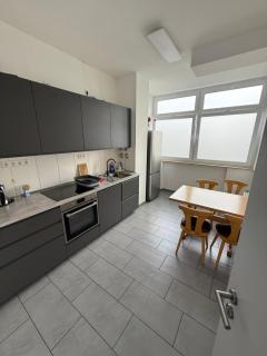 Nujen- Hotel und Apartment Stuttgart Zuffenhausen - 6