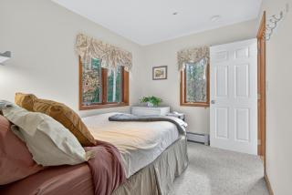 VT Lake house minutes from Okemo - 6